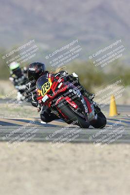 media/Jan-15-2026-Racers Edge (Thu) [[dfebeb70ab]]/2-A Group/Session 5 (Turn 5)/